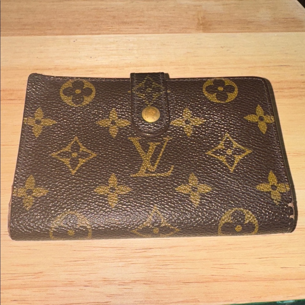 Louis Vuitton Monogram French purse Wallet